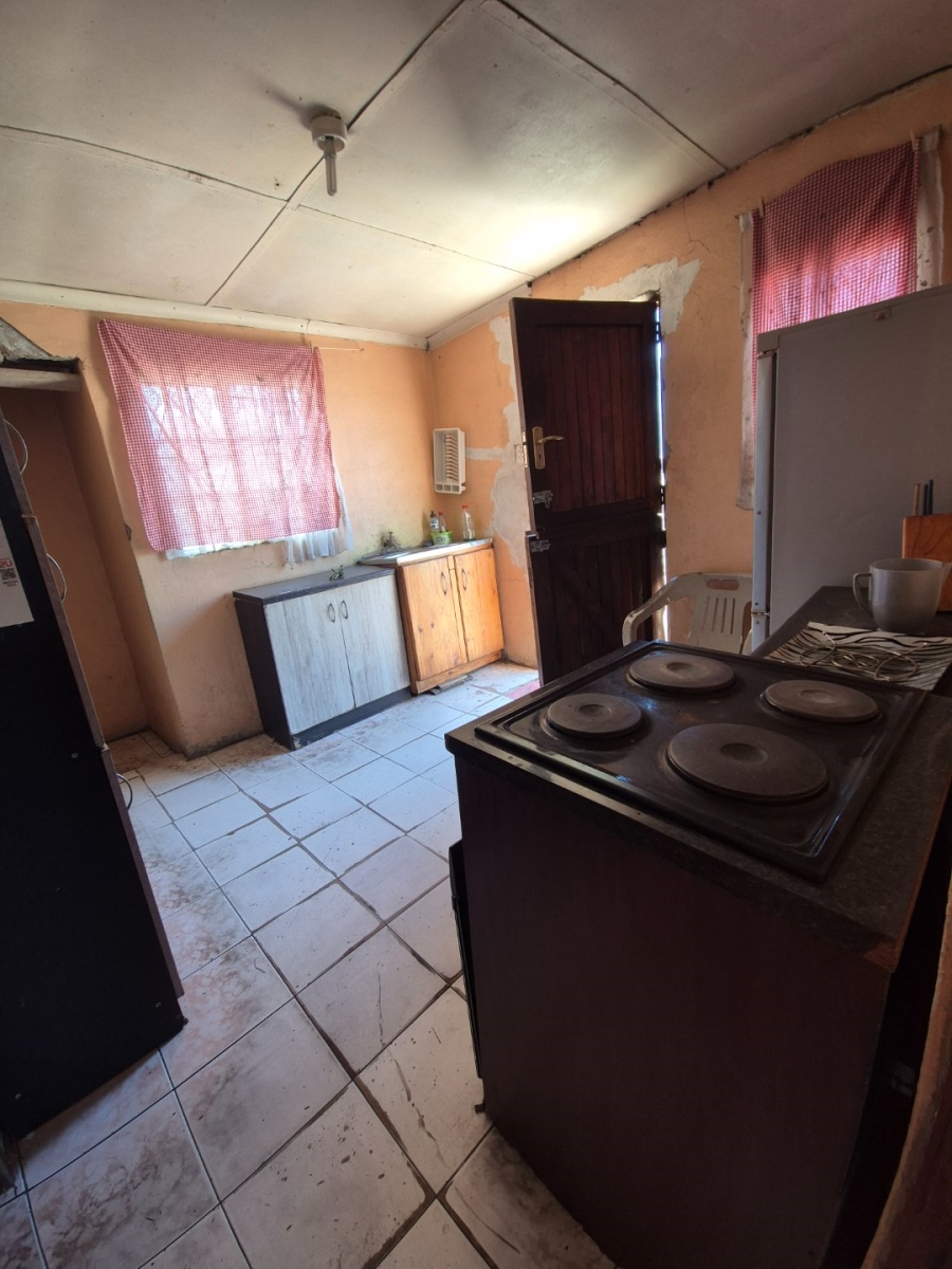 2 Bedroom Property for Sale in Kwazakhele Eastern Cape